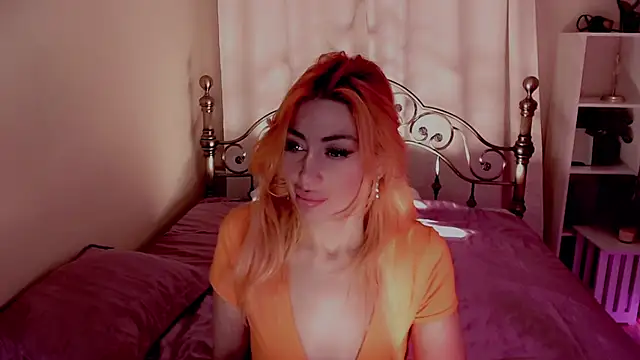 Snapshot of AnnieGOld_ chatting on December 23, 2024, 3:29 am AnnieGOld  online show from December 23, 2024, 3:29 am