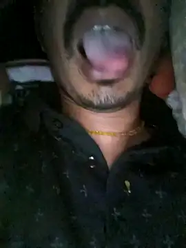 Snapshot of dreamtoungelick69 chatting on February 6, 2025, 10:21 pm dreamtoungelick69 online show from February 6, 2025, 10:21 pm