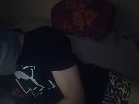 Chris-LE91 online show from October 10, 2025, 12:31 am