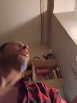 Snapshot of FireFox_Feel chatting on December 7, 2024, 4:09 am FireFox Feel online show from December 7, 2024, 4:09 am