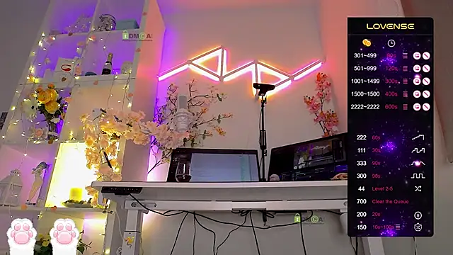 Elena-Marilyn online show from February 5, 2026, 8:46 pm