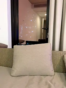 SweeetAlegra online show from December 22, 2025, 11:02 pm