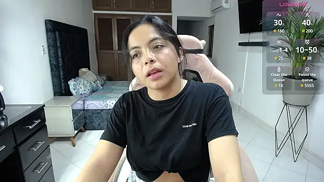 ashley morgan 18 online show from March 9, 2025, 3:54 am