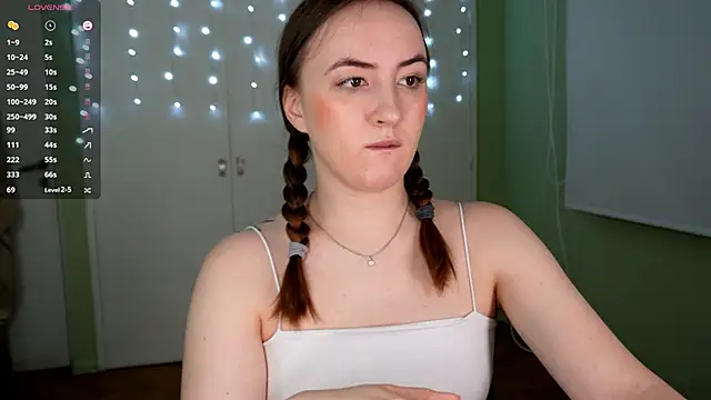 Black Eva  online show from January 15, 2025, 1:52 pm