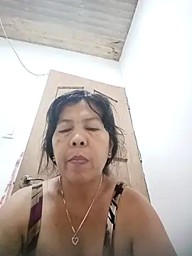 TropicalFlower online show from December 1, 2025, 12:54 pm