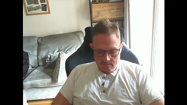 ZebedeePirate online show from March 18, 2025, 4:04 pm