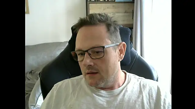 ZebedeePirate online show from September 28, 2025, 8:52 am