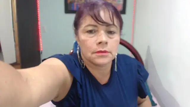 sexytitshot126 online show from November 22, 2025, 2:21 am