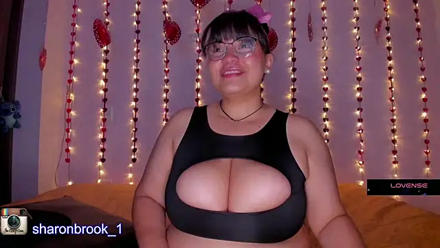 Snapshot of sharon_1 chatting on December 12, 2024, 7:41 am sharon 1 online show from December 12, 2024, 7:41 am