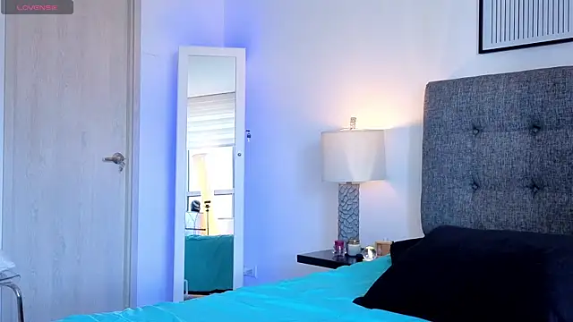 mandi4pole  online show from March 22, 2025, 8:48 pm