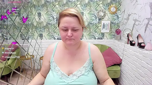 Snapshot of ScarlettSoft chatting on January 27, 2025, 11:32 am ScarlettSoft online show from January 27, 2025, 11:32 am