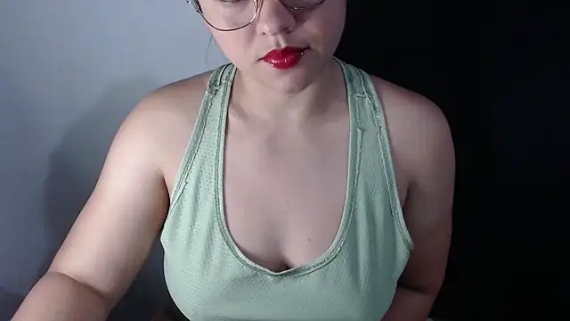 Snapshot of lizbodu chatting on May 3, 2026, 2:39 am lizbodu online show from May 3, 2026, 2:39 am