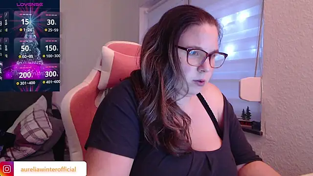 AureliaWinter online show from December 2, 2024, 3:47 pm
