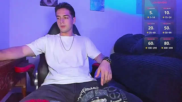 Alex smith00 online show from December 22, 2024, 3:00 am