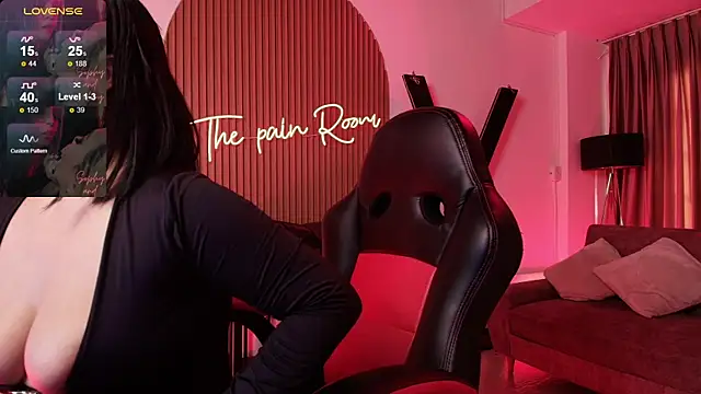 arianna smith  online show from February 27, 2025, 7:47 pm