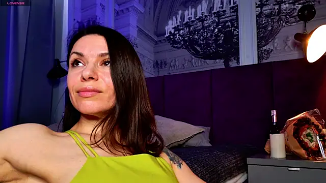 SofiaFoster  online show from January 20, 2025, 2:14 pm