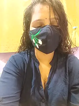 Rising Smiler online show from September 19, 2025, 6:19 pm