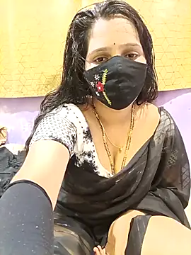 Rising Smiler online show from September 26, 2025, 8:02 pm