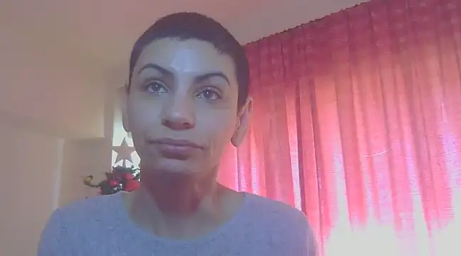 Snapshot of hotSANDRA_STARR chatting on January 12, 2025, 10:02 am hotSANDRA STARR online show from January 12, 2025, 10:02 am