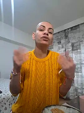 Snapshot of hotSANDRA_STARR chatting on March 10, 2025, 3:52 pm hotSANDRA STARR online show from March 10, 2025, 3:52 pm