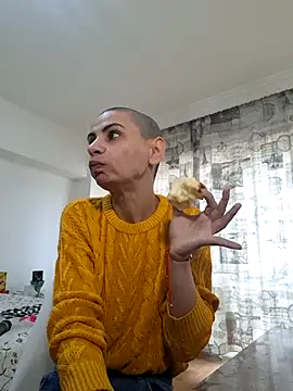 Snapshot of hotSANDRA_STARR chatting on March 12, 2025, 11:42 am hotSANDRA STARR online show from March 12, 2025, 11:42 am