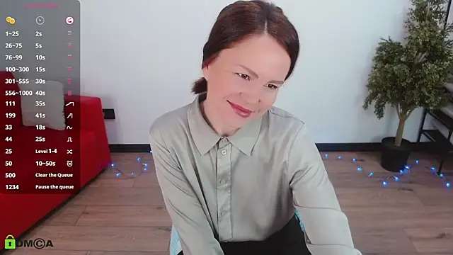 Snapshot of VickyGolden chatting on May 17, 2026, 5:27 am VickyGolden online show from May 17, 2026, 5:27 am