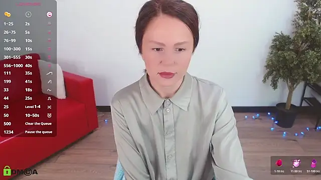 Snapshot of VickyGolden chatting on June 7, 2026, 5:33 am VickyGolden online show from June 7, 2026, 5:33 am