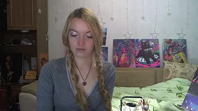 SecretSophia online show from December 8, 2024, 5:01 pm