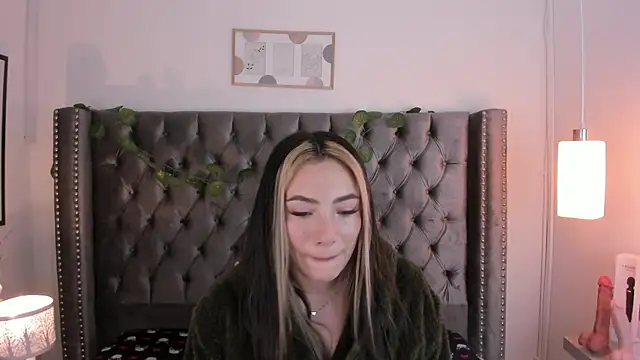 Kim Blane online show from February 1, 2025, 3:30 am