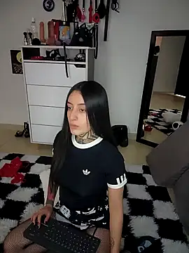 SAMANTHA DM online show from April 28, 2026, 4:45 pm