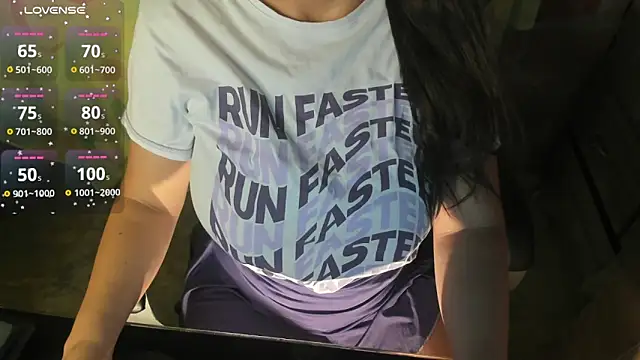 Tiffany teressa online show from March 28, 2026, 10:09 pm