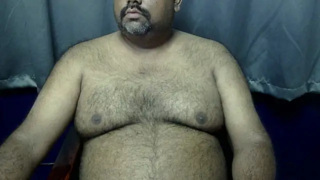 hairysubcub 70 online show from October 31, 2025, 3:51 am