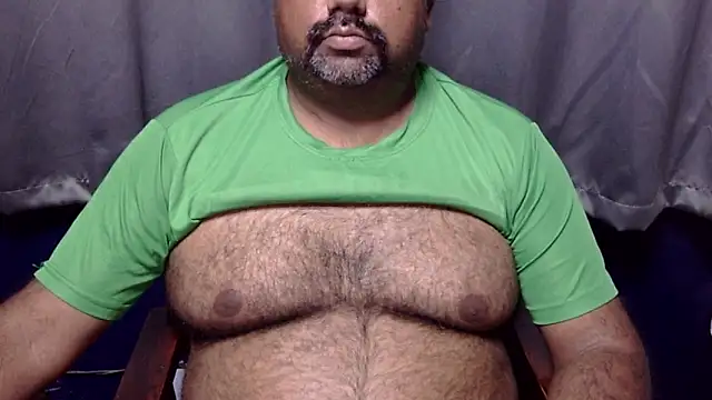 hairysubcub 70 online show from April 2, 2026, 7:11 pm