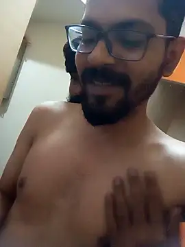 arhan3043 online show from December 12, 2024, 4:43 pm