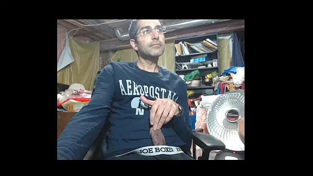 Snapshot of Gsmile1 chatting on December 20, 2024, 6:56 pm Gsmile1 online show from December 20, 2024, 6:56 pm