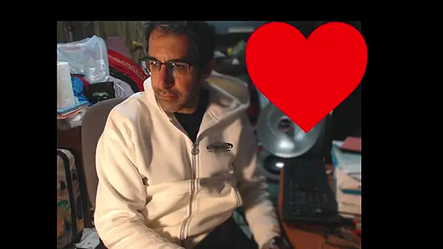 Snapshot of Gsmile1 chatting on February 28, 2026, 7:15 pm Gsmile1 online show from February 28, 2026, 7:15 pm