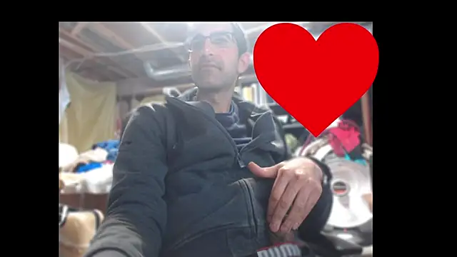 Snapshot of Gsmile1 chatting on March 27, 2026, 8:30 pm Gsmile1 online show from March 27, 2026, 8:30 pm