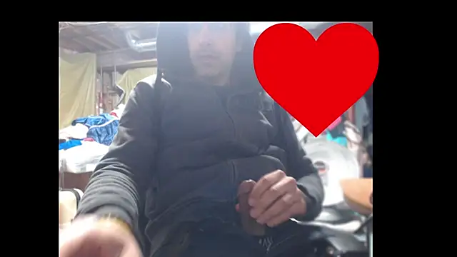 Snapshot of Gsmile1 chatting on April 7, 2026, 10:42 pm Gsmile1 online show from April 7, 2026, 10:42 pm