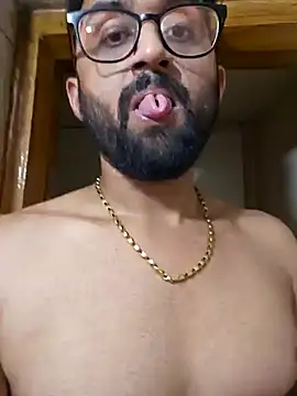 love4shownude online show from March 18, 2025, 4:37 pm