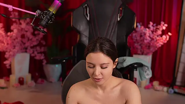 KittyCaitlin online show from March 2, 2025, 5:54 am