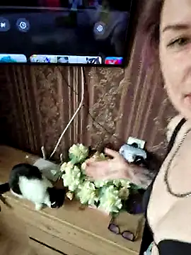 LazyTanukii online show from March 11, 2025, 7:15 am