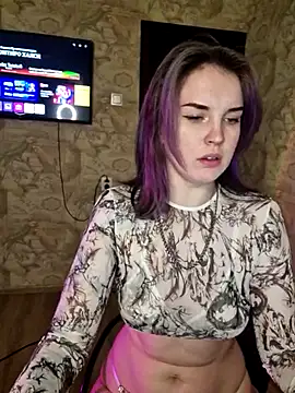 LazyTanukii online show from March 19, 2025, 4:02 pm