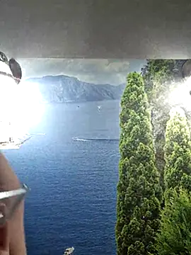 LazyTanukii online show from January 13, 2026, 6:40 am