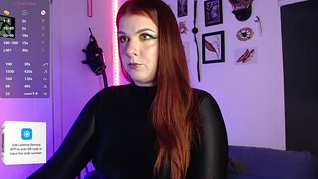 Snapshot of auroralatexprincess chatting on October 16, 2025, 6:42 pm auroralatexprincess online show from October 16, 2025, 6:42 pm