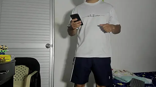 VincentSavage online show from January 12, 2026, 2:50 am