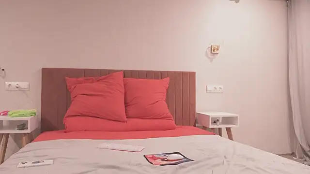 FluffyHat online show from January 18, 2025, 5:10 am