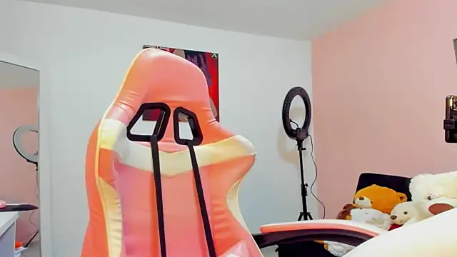 Vane Rossee online show from March 8, 2025, 12:44 am