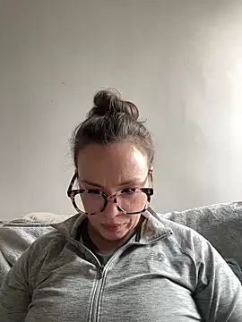 FemDom RubyKnightXXO online show from March 4, 2025, 2:32 pm