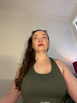 FemDom RubyKnightXXO online show from May 22, 2026, 9:26 am