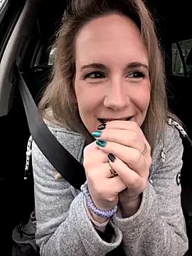 NaomiAndFriends online show from April 11, 2026, 9:13 am